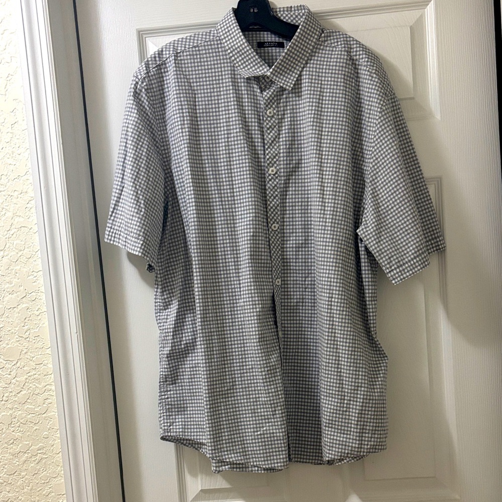 Alfani Men's Gray and White Checkered Button Down Shirt